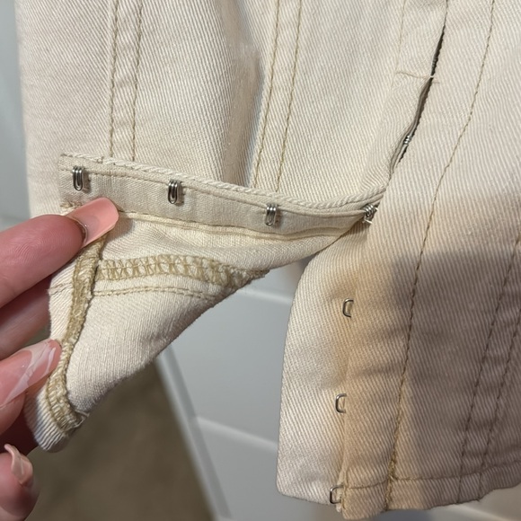 Cream cropped corset - Picture 3 of 4